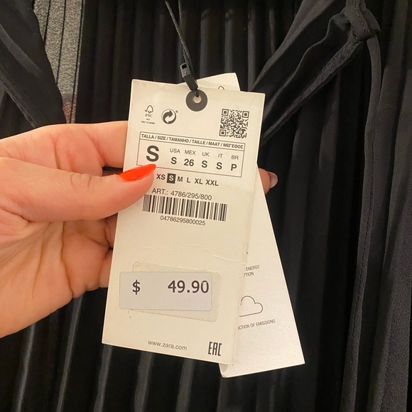 Zara pleated blouse - Picture 2 of 3